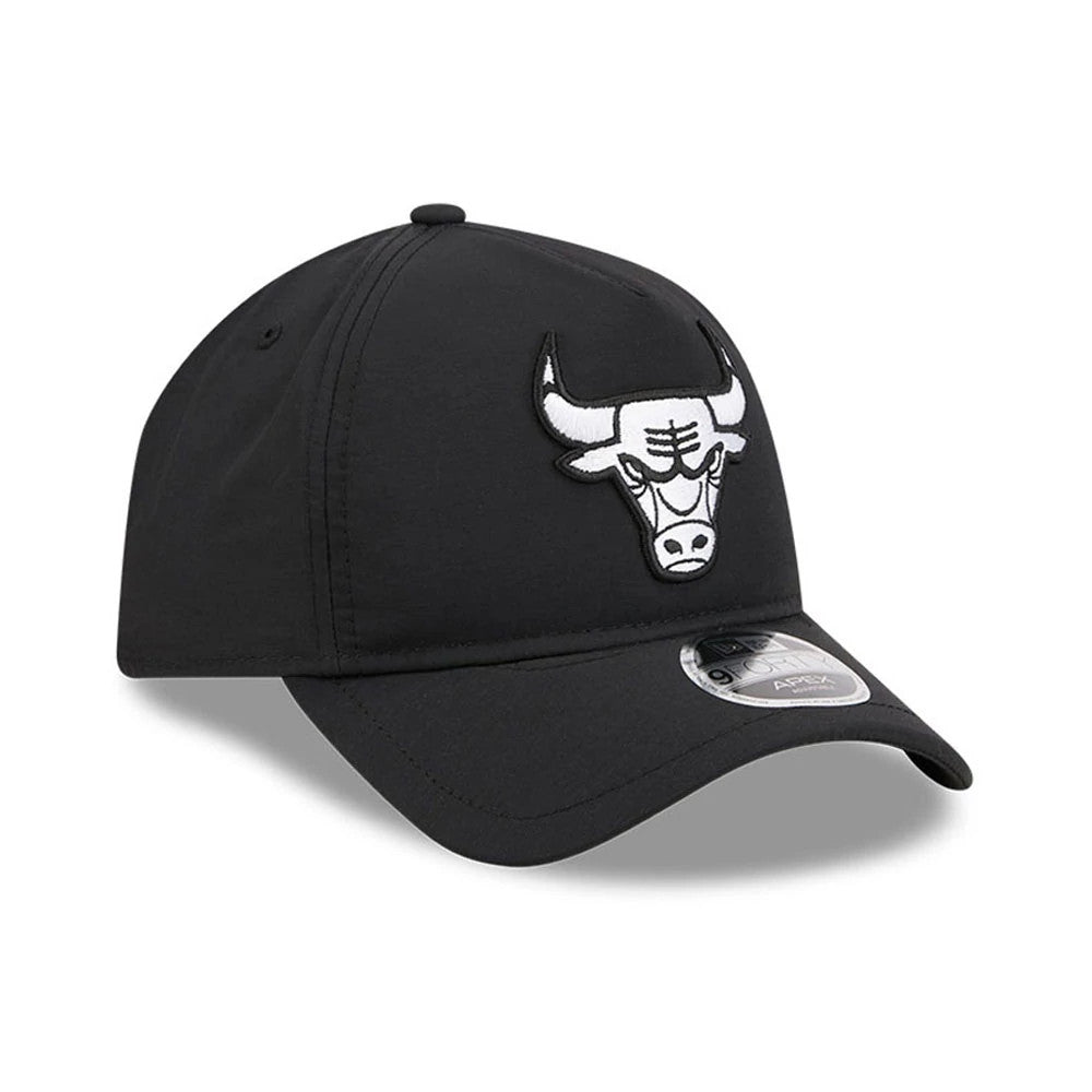 Pictured is this NBA Quickstrike Chicago Bulls 9FORTY Apex cap in black. 3