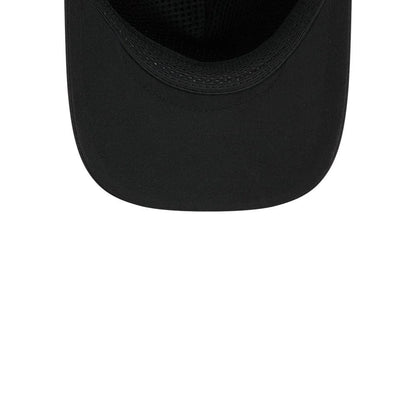 Pictured is this NBA Quickstrike Chicago Bulls 9FORTY Apex cap in black. 7