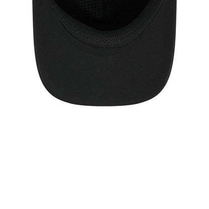 Pictured is this NBA Quickstrike Chicago Bulls 9FORTY Apex cap in black. 7
