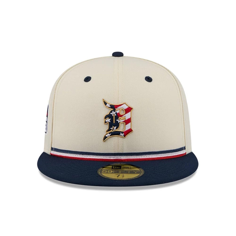 Pictured is this MLB 4th Of July 2026 Detroit Tigers 59FIFTY Fitted cap in Cream. 2