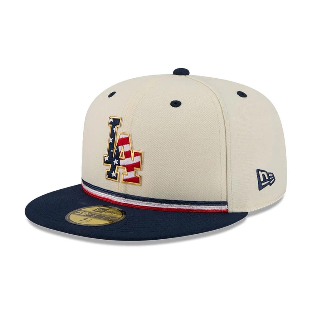 Pictured is this MLB 4th Of July 2026 LA Dodgers 59FIFTY Fitted cap in cream. 3