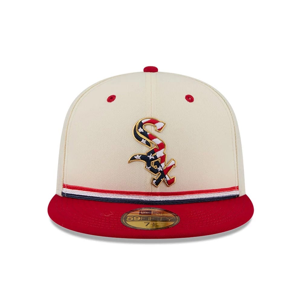 Pictured is this MLB 4th Of July 2026 Chicago White Sox 59FIFTY Fitted cap in red. 3