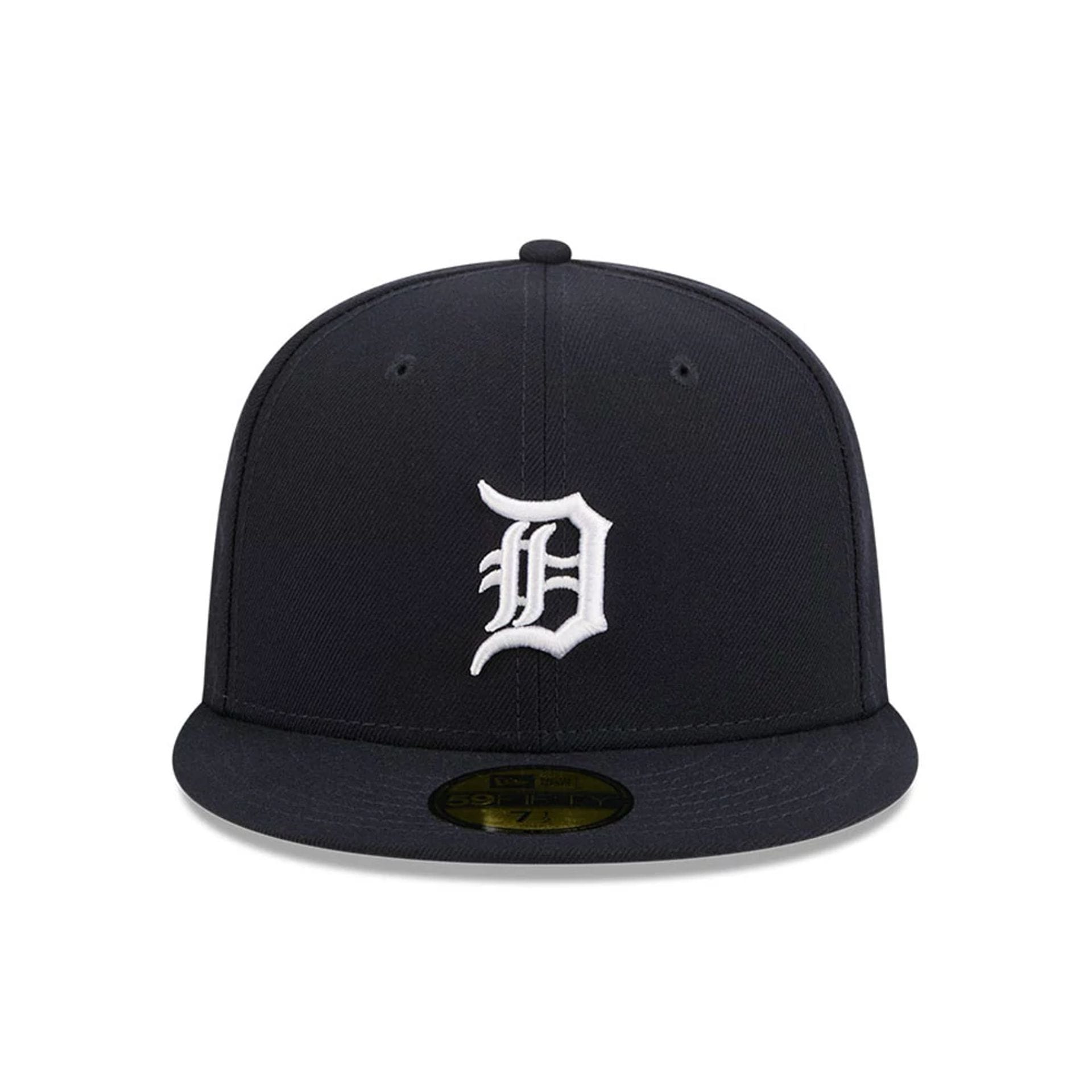 Pictured is this MLB City Connect Detroit Tigers 59FIFTY Fitted cap in black. 3