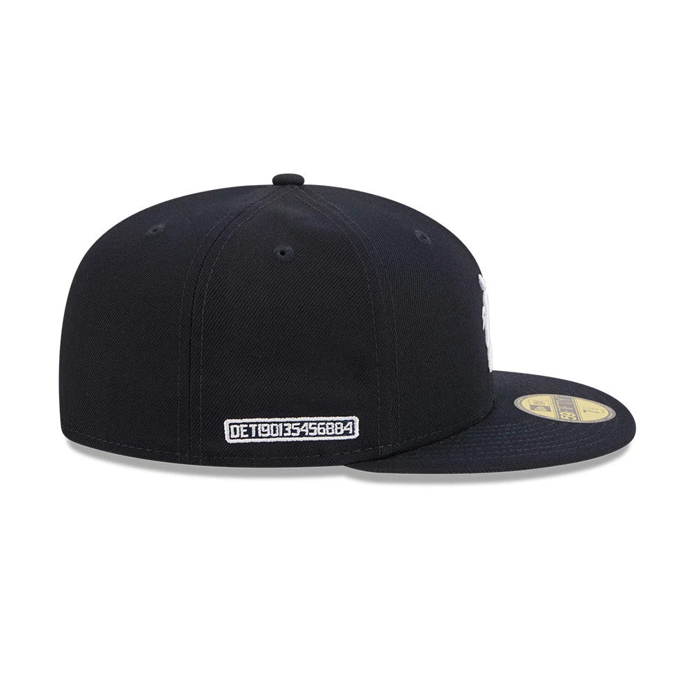 Pictured is this MLB City Connect Detroit Tigers 59FIFTY Fitted cap in black. 5