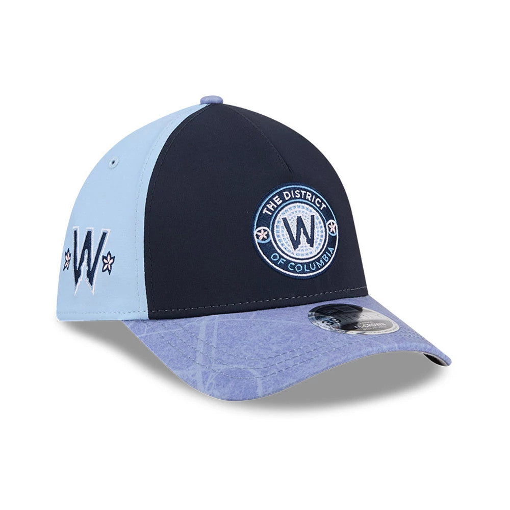 Pictured is this MLB City Connect Washington Nationals 39THIRTY M-Crown A-Frame Stretch Fit cap in Navy. 1