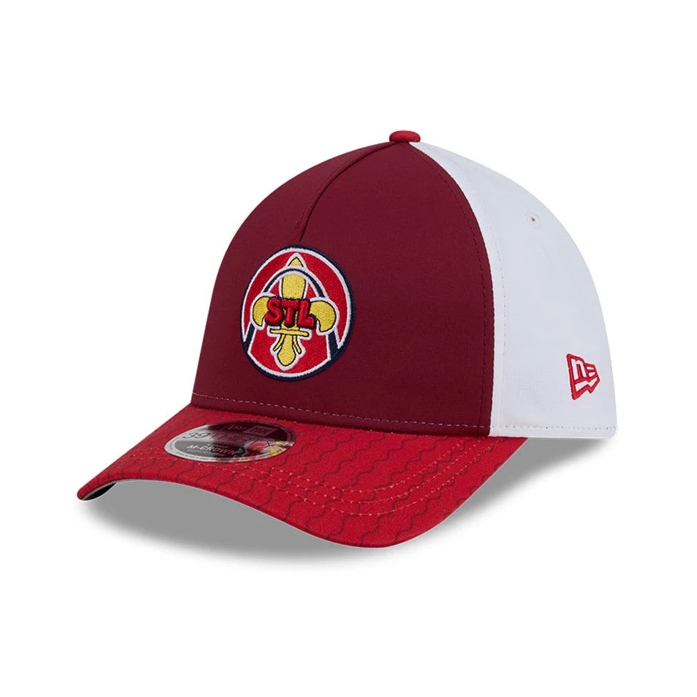 Pictured is this MLB City Connect St. Louis Cardinals 39THIRTY M-Crown A-Frame Stretch Fit cap in red. 4