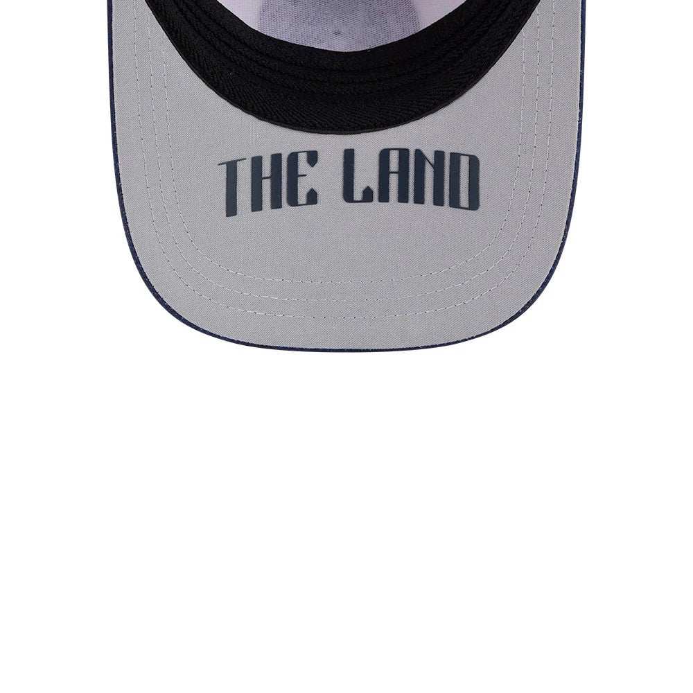Pictured is this MLB City Connect Cleveland Guardians 39THIRTY M-Crown A-Frame Stretch Fit cap in White. 2