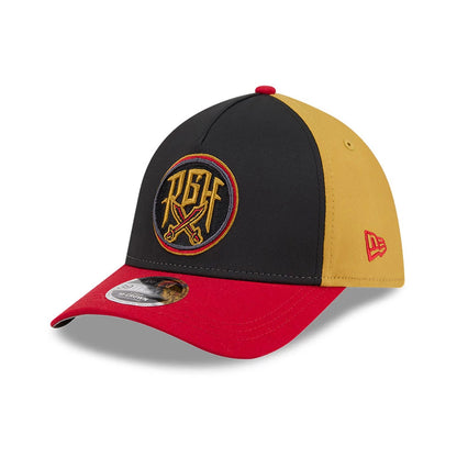 Pictured is this MLB City Connect Pittsburgh Pirates 39THIRTY M-Crown A-Frame Stretch Fit cap in black. 4