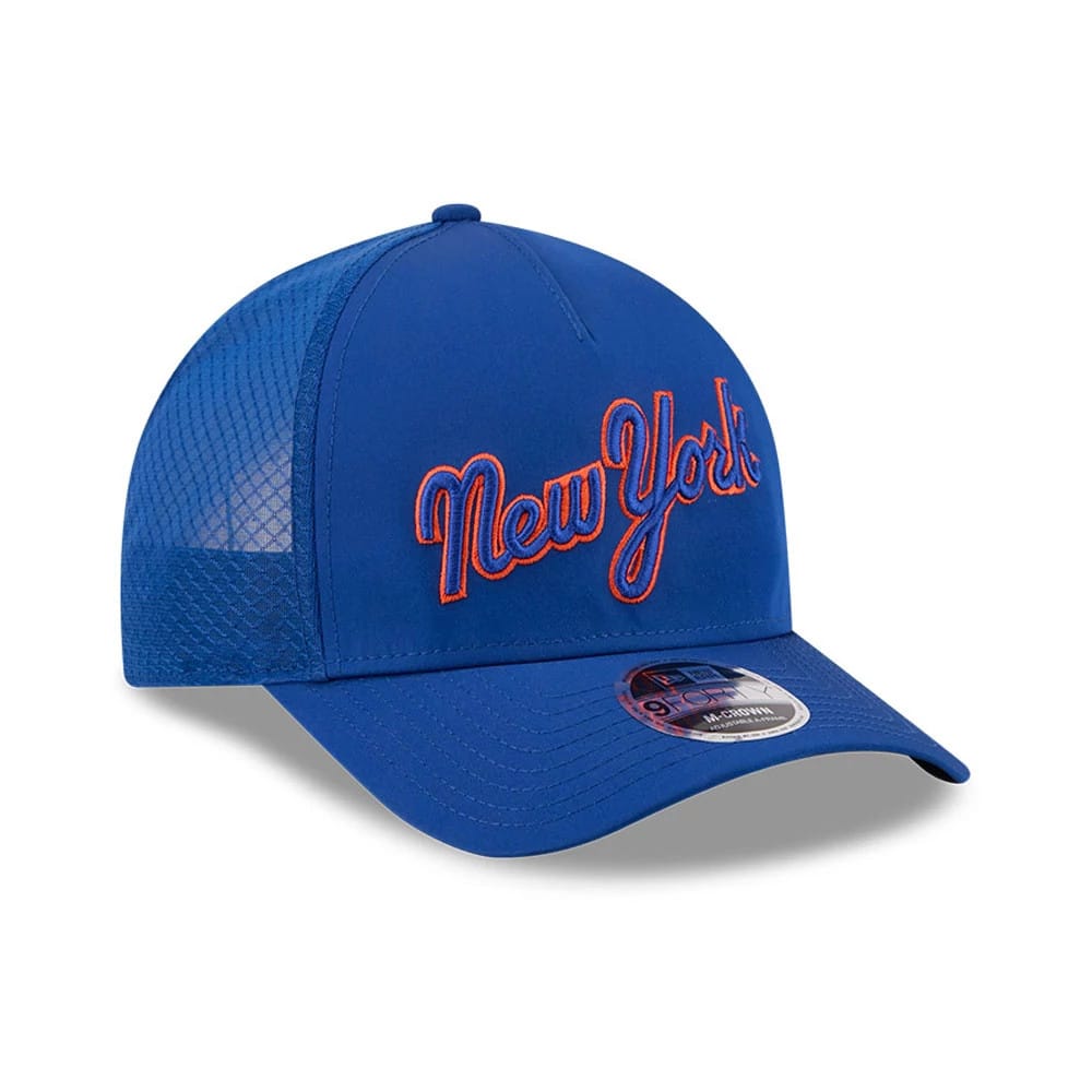 Pictured is this MLB Batting Practice 2026 New York Mets 9FORTY M-Crown A-Frame Adjustable cap in blue. 3