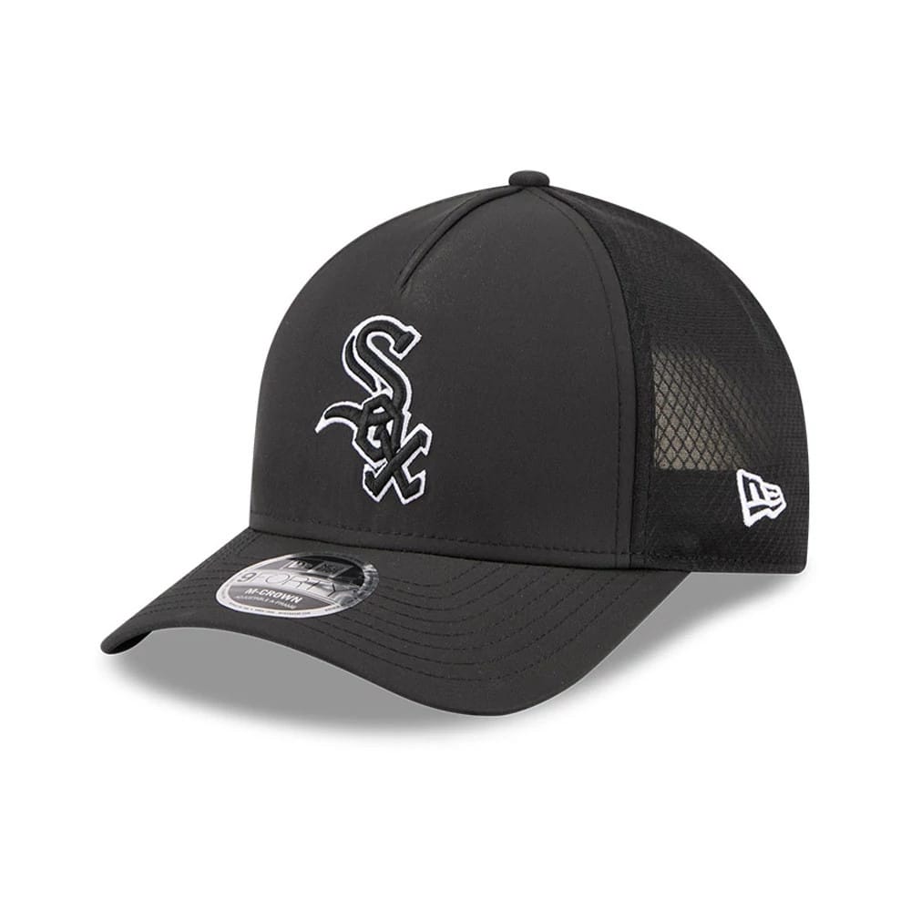 Pictured is this MLB Batting Practice 2026 Chicago White Sox 9FORTY M-Crown A-Frame Adjustable cap in black. 1