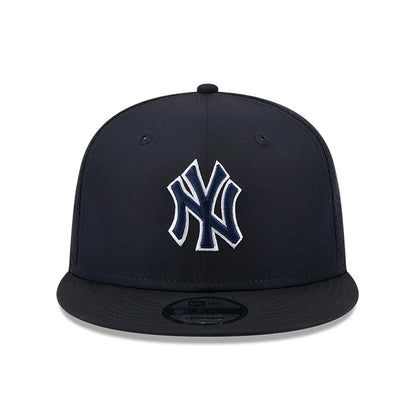 Pictured is this MLB Batting Practice 2026 New York Yankees 9FIFTY Snapback Adjustable cap in navy. 3