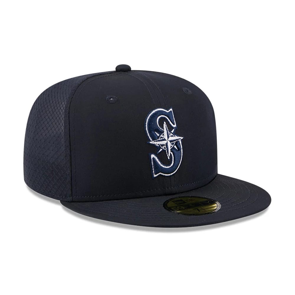 Pictured is this MLB Batting Practice 2026 Seattle Mariners 59FIFTY Fitted cap in navy. 3