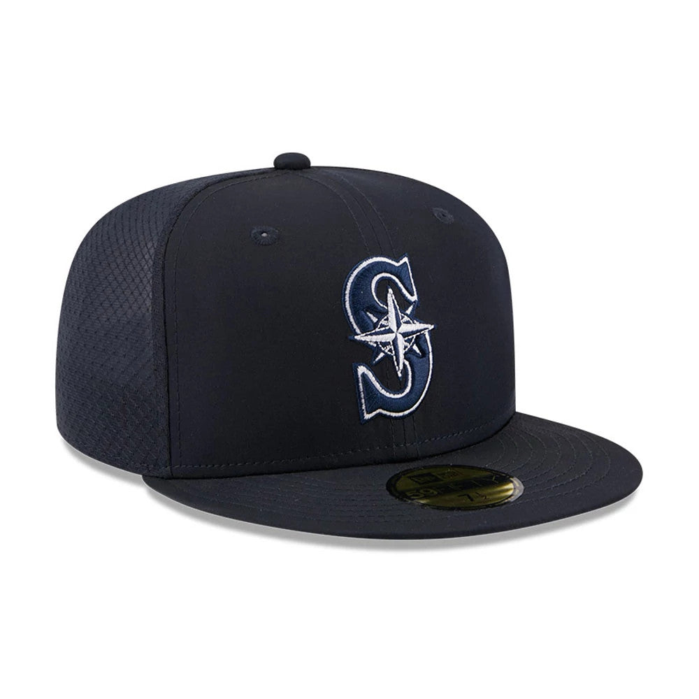 Pictured is this MLB Batting Practice 2026 Seattle Mariners 59FIFTY Fitted cap in navy. 3