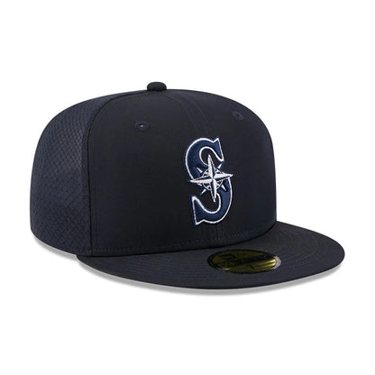 Pictured is this MLB Batting Practice 2026 Seattle Mariners 59FIFTY Fitted cap in navy. 3