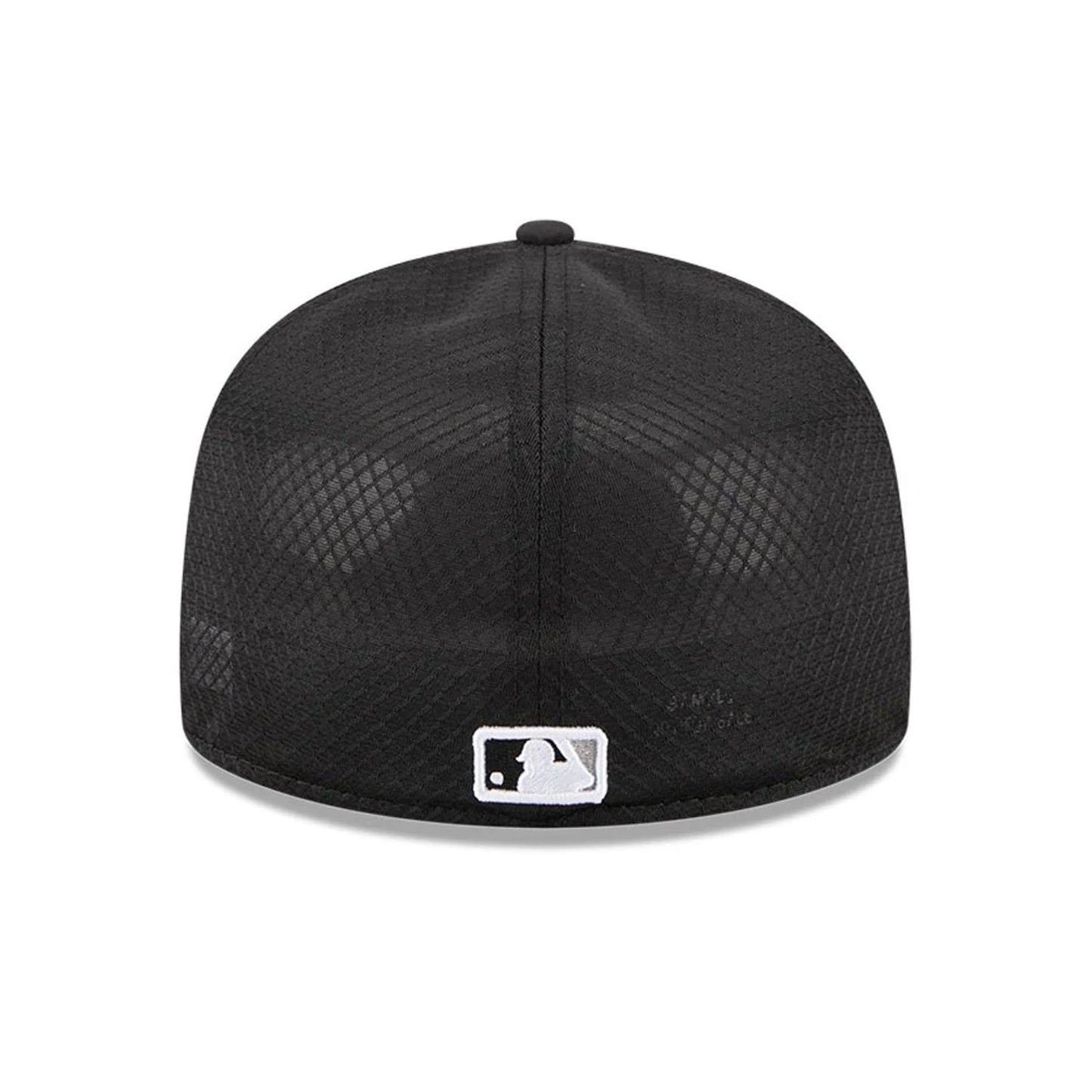 Pictured is this MLB Batting Practice 2026 Chicago White Sox 59FIFTY Fitted cap in black. 6