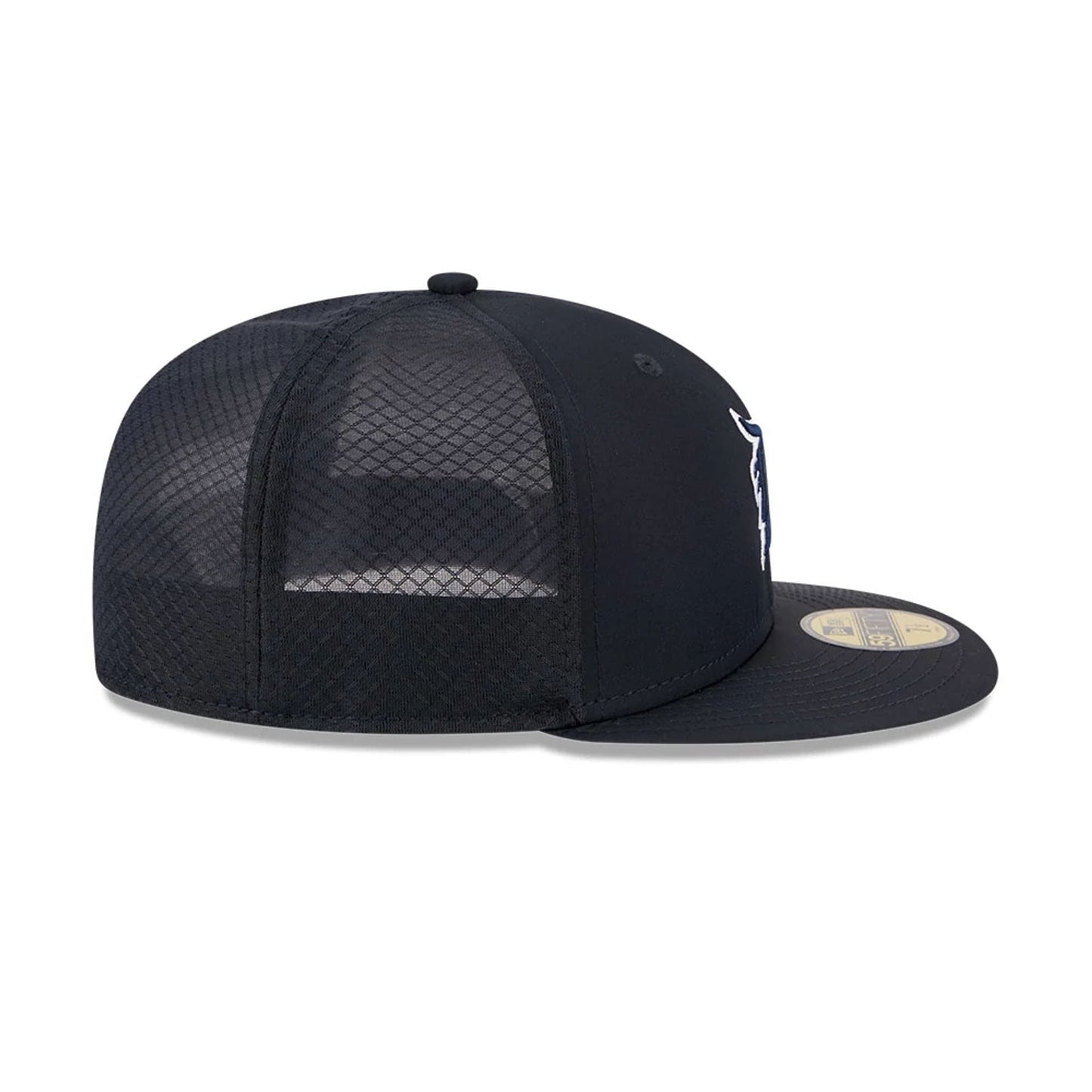 Pictured is this MLB Batting Practice 2026 Detroit Tigers 59FIFTY Fitted cap in navy. 6