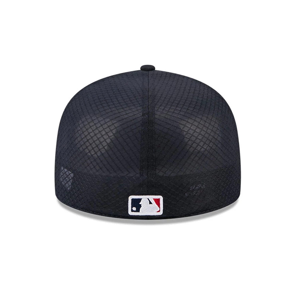 Pictured is this MLB Batting Practice 2026 Boston Red Sox 59FIFTY Fitted cap in navy. 4