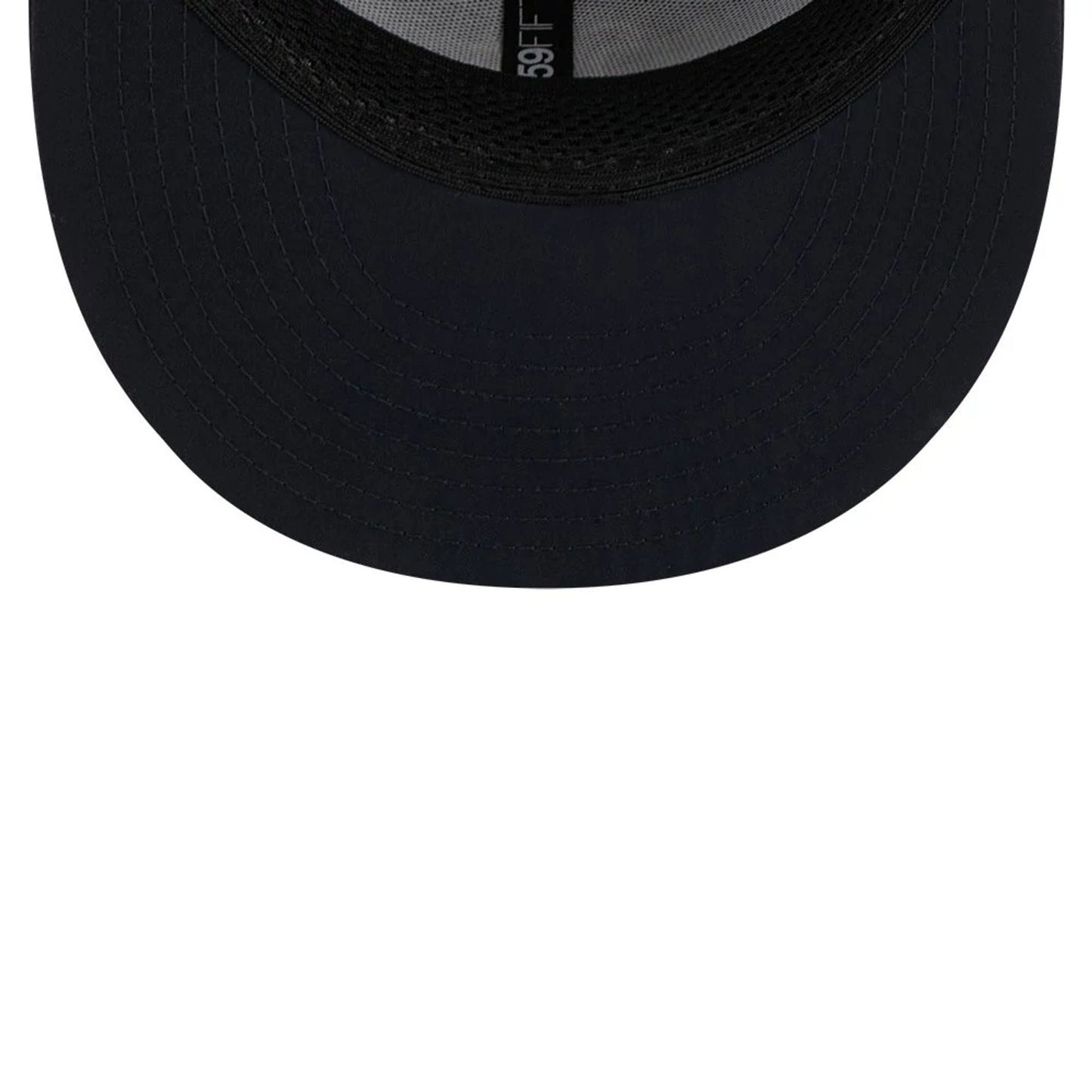 Pictured is this MLB Batting Practice 2026 Boston Red Sox 59FIFTY Fitted cap in navy. 7