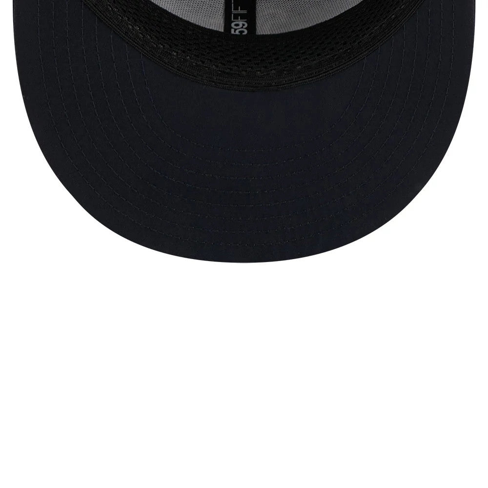 Pictured is this MLB Batting Practice 2026 Boston Red Sox 59FIFTY Fitted cap in navy. 7