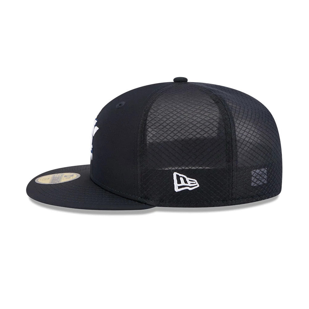 Pictured is this MLB Batting Practice 2026 Houston Astros 59FIFTY Fitted cap in navy. 5