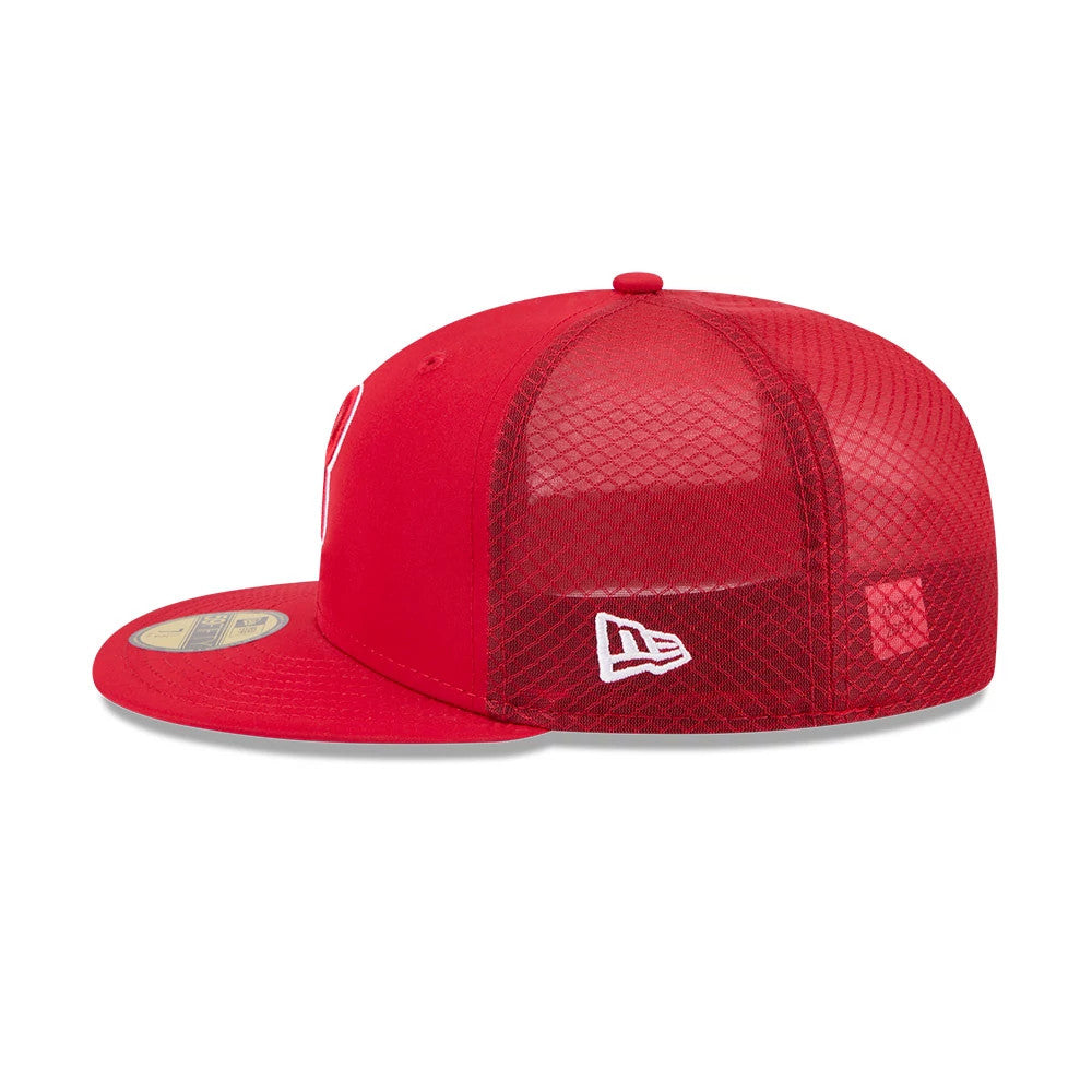 Pictured is this MLB Batting Practice 2026 Philadelphia Phillies 59FIFTY Fitted cap in red. 4