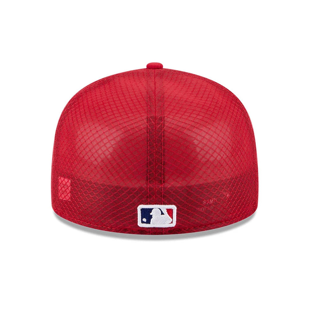 Pictured is this MLB Batting Practice 2026 Philadelphia Phillies 59FIFTY Fitted cap in red. 5