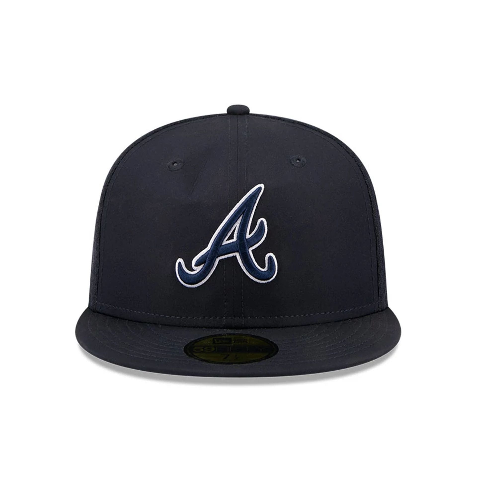 Pictured is this MLB Batting Practice 2026 Atlanta Braves 59FIFTY Fitted cap in navy. 2