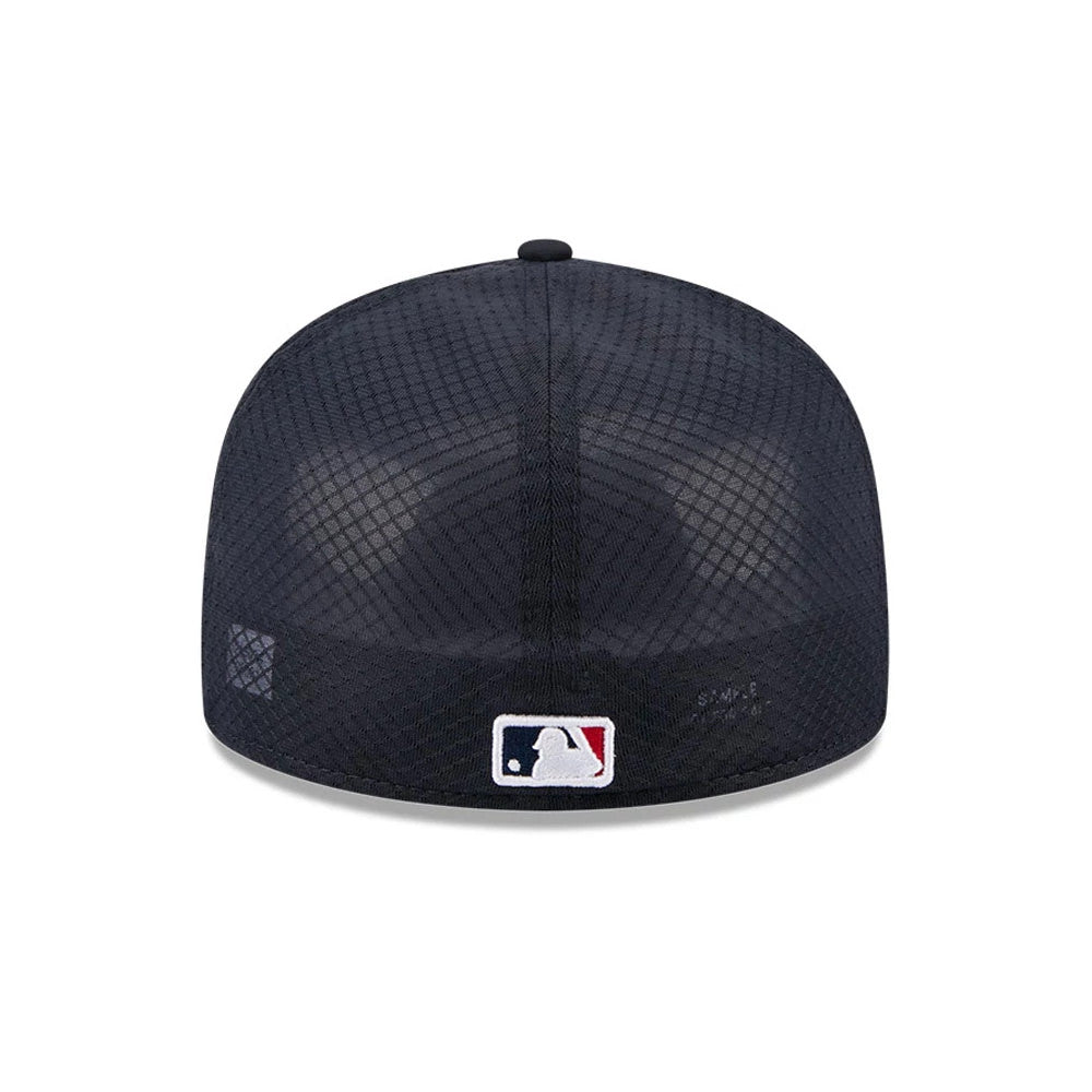 Pictured is this MLB Batting Practice 2026 Atlanta Braves 59FIFTY Fitted cap in navy. 4