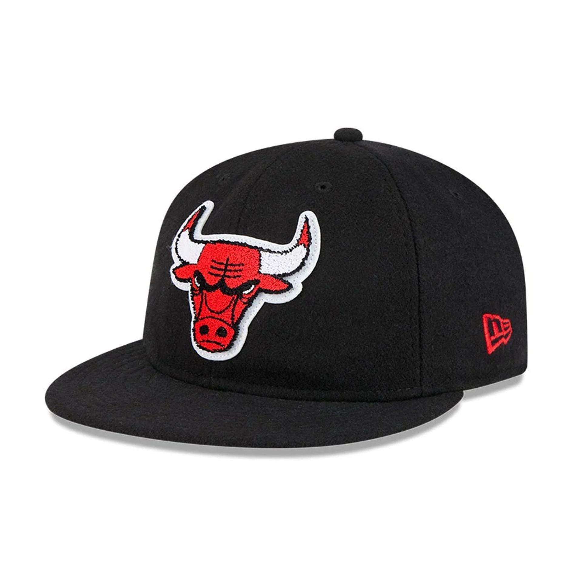 Pictured is this NBA Chenille Woven Chicago Bulls Retro Crown 9FIFTY cap in black. 5
