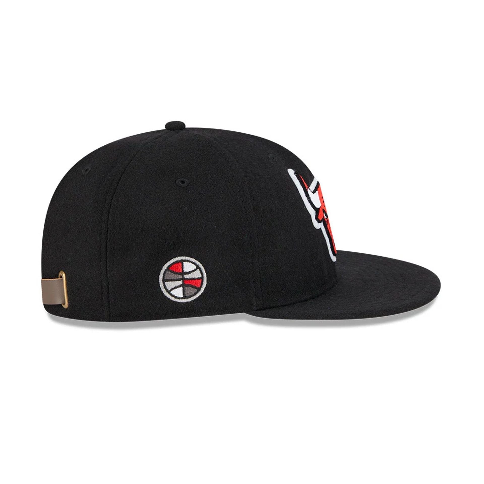 Pictured is this NBA Chenille Woven Chicago Bulls Retro Crown 9FIFTY cap in black. 6