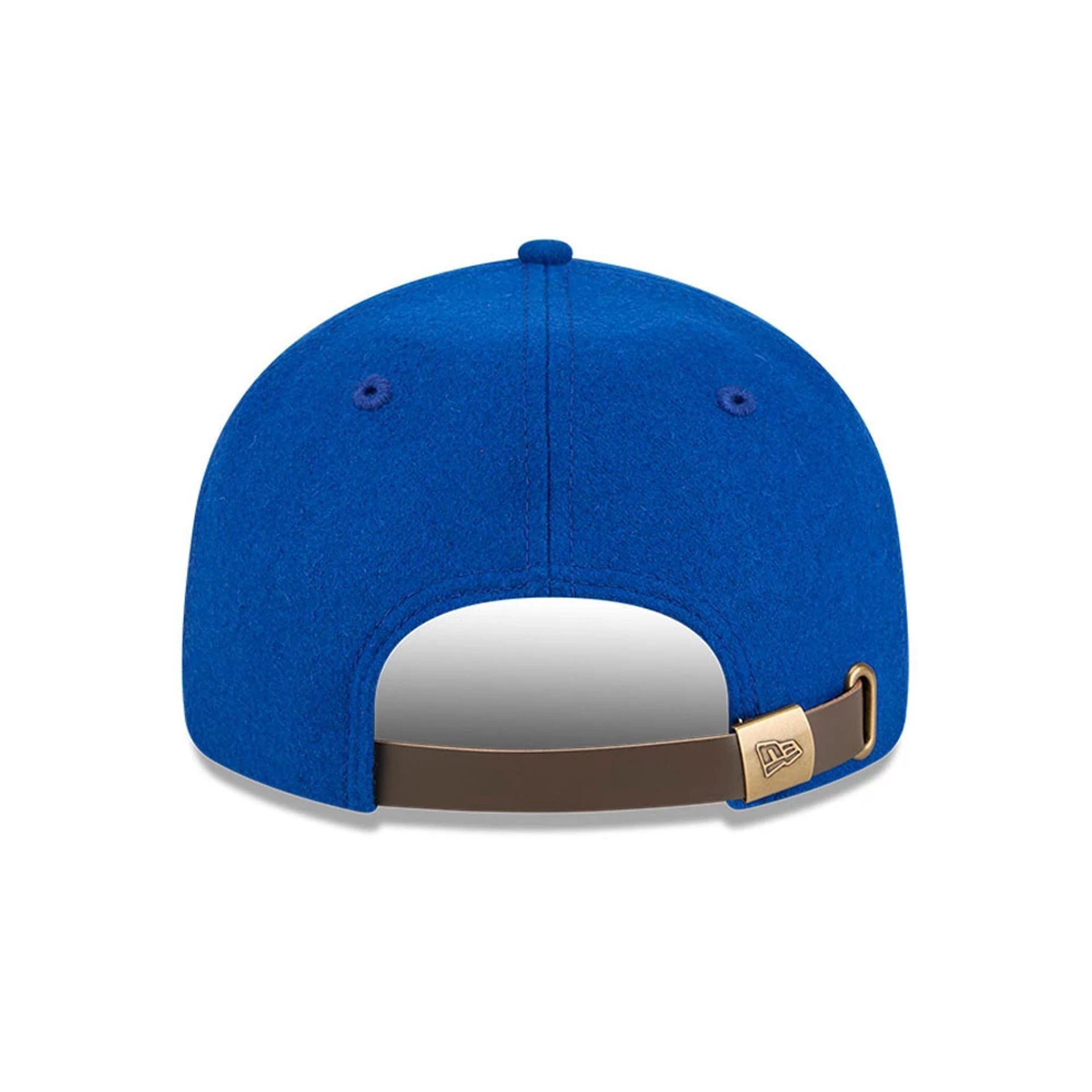 Pictured is this NBA Chenille Woven Oklahoma City Thunder Retro Crown 9FIFTY cap in blue. 2