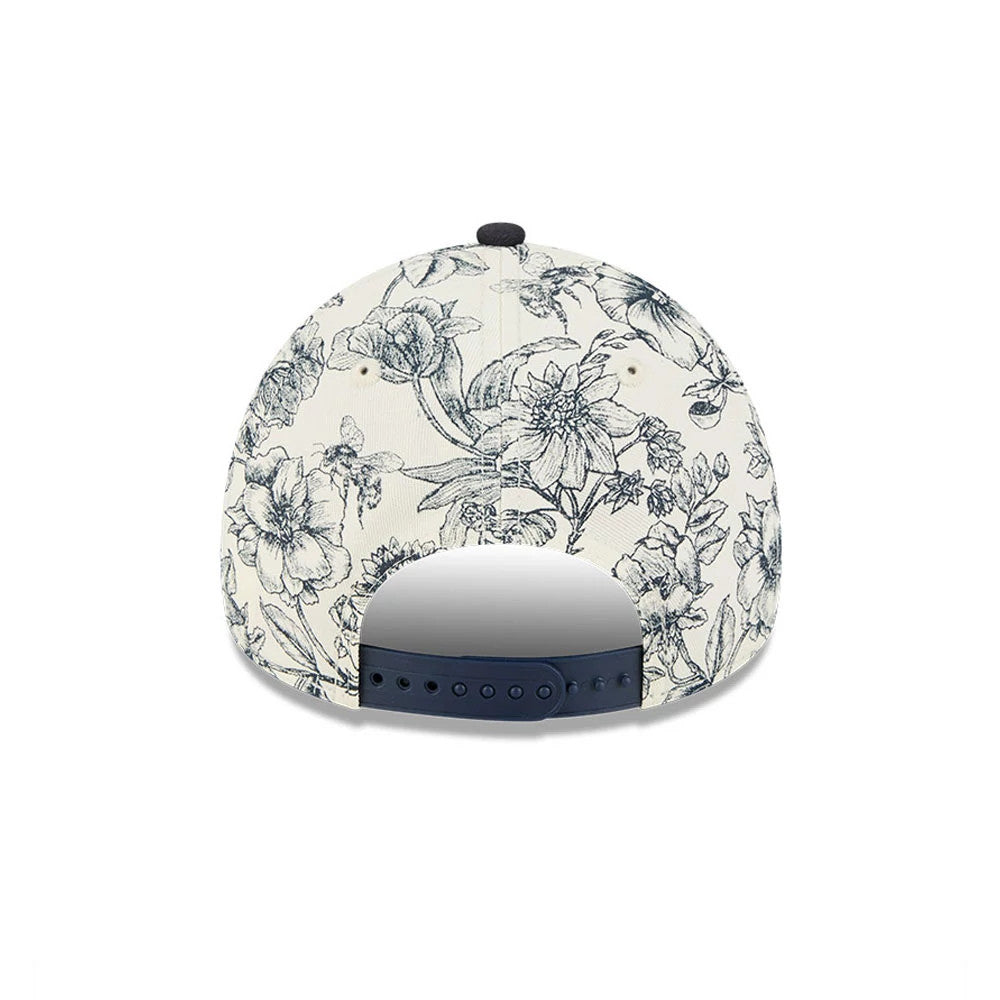 Pictured is this MLB Spring Floral Atlanta Braves 9FORTY A-Frame cap in navy. 6