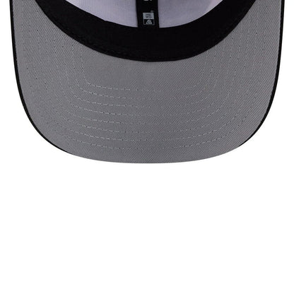 Pictured is this NFL Duck Cloth Las Vegas Raiders 9SEVENTY Stretch Snap cap in white. 2