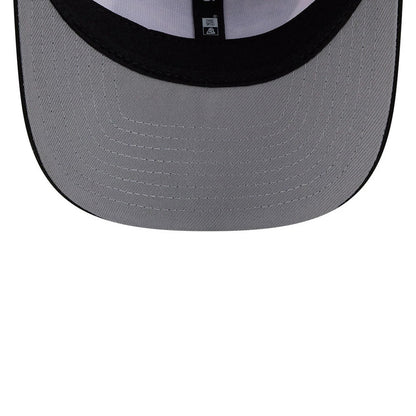 Pictured is this NFL Duck Cloth Las Vegas Raiders 9SEVENTY Stretch Snap cap in white. 2