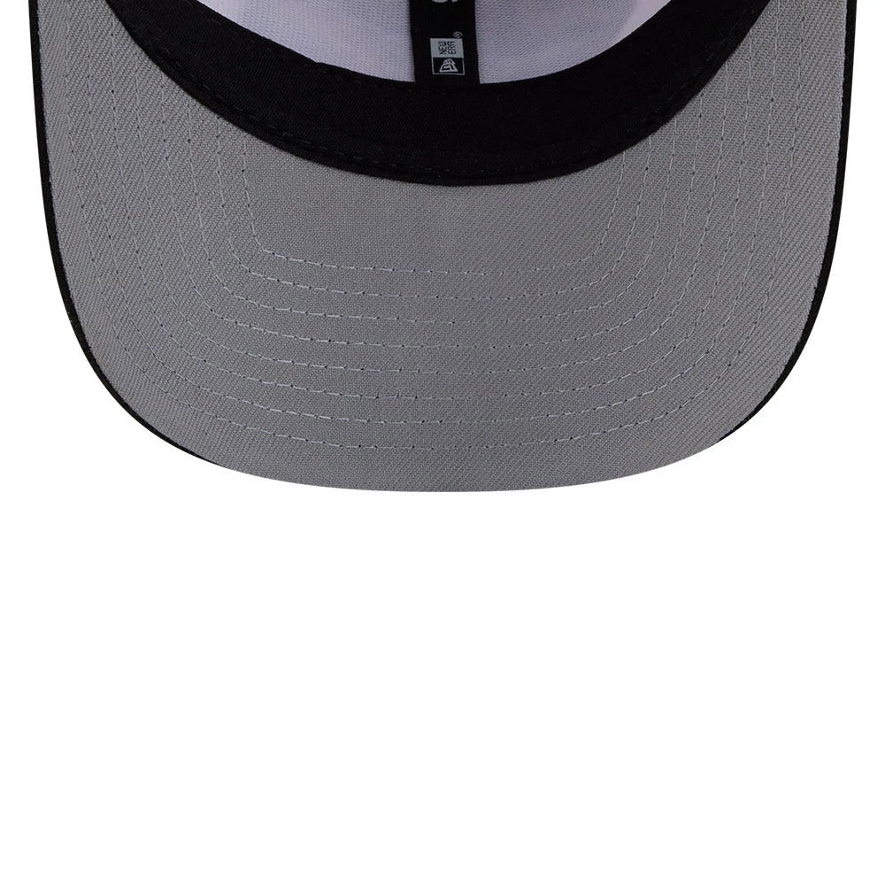Pictured is this NFL Duck Cloth Las Vegas Raiders 9SEVENTY Stretch Snap cap in white. 2