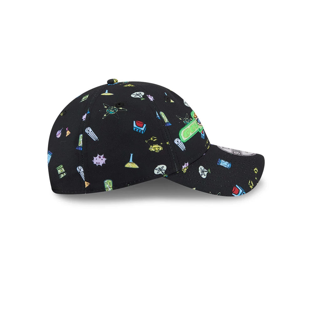 Pictured is this Dexter's Laboratory Boy Genius 9TWENTY cap in black. 6