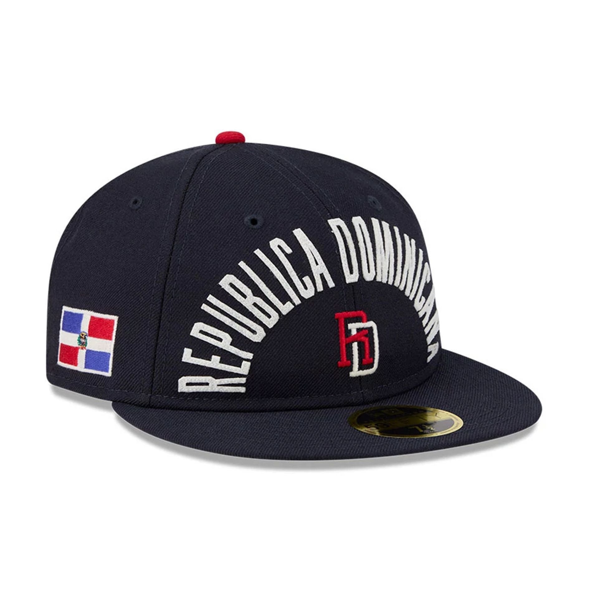 Pictured is this WBC Classical Script Dominican Republic Retro Crown 59FIFTY Fitted cap in Navy. 1
