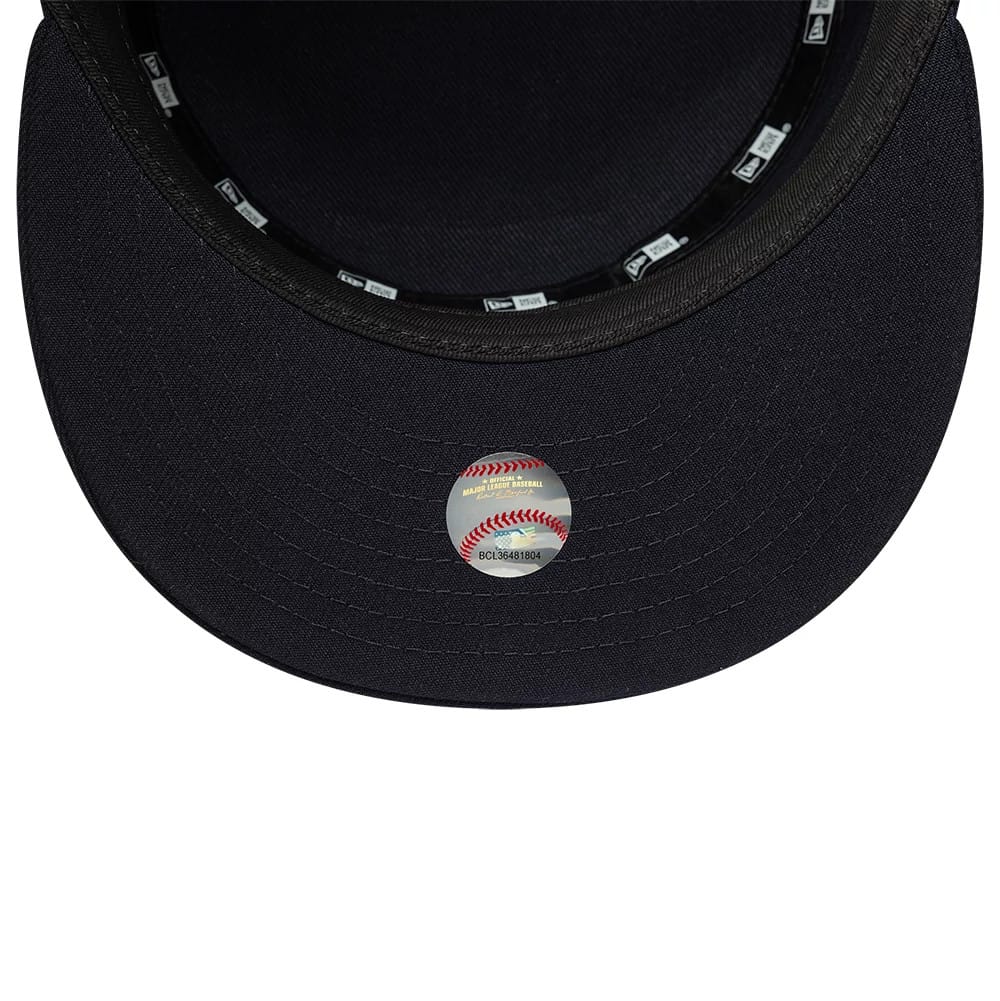 Pictured is this MLB Poly New York Yankees Pillbox Adjustable cap in navy. 7