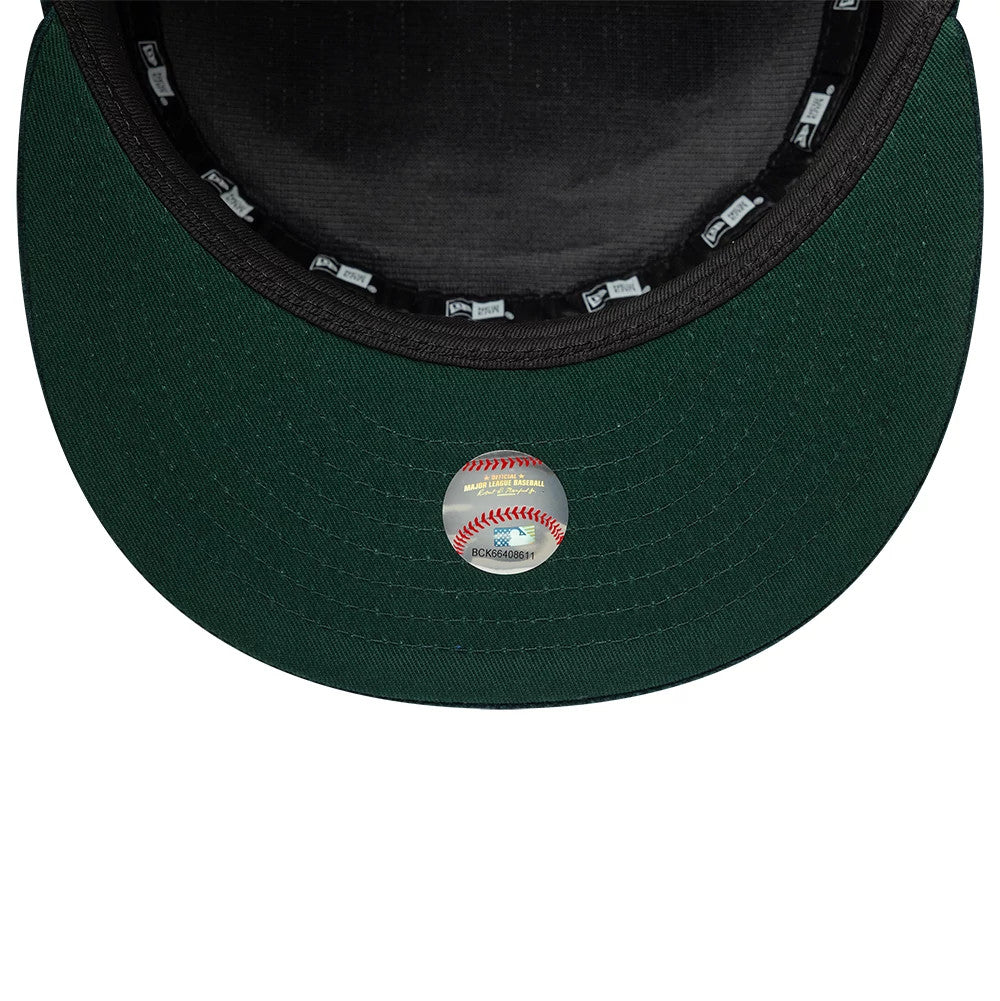 Pictured is this MLB Cord New York Yankees Pillbox Adjustable cap in dark green. 6