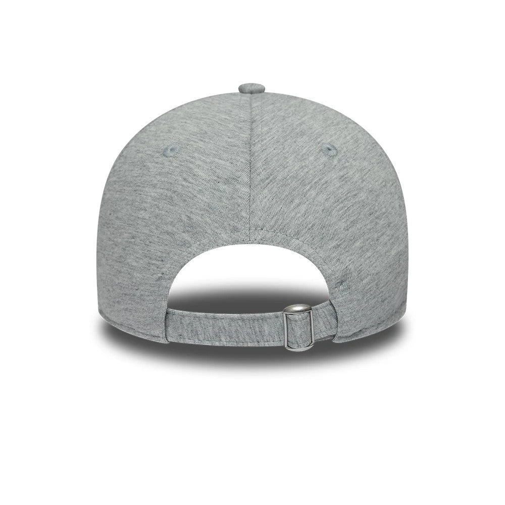 Pictured is this Aston Villa FC Jersey 9TWENTY cap in grey. 6