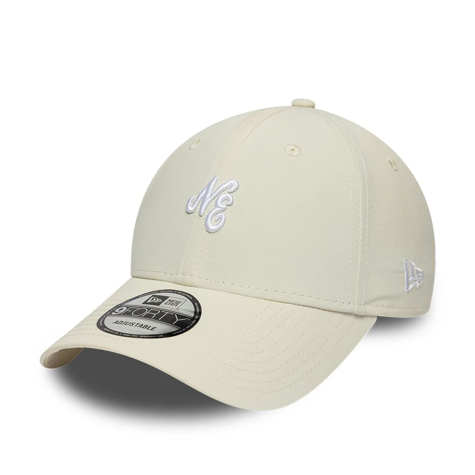 Pictured is this New Era Mini Logo Recycled 9FORTY cap in light beige. 1