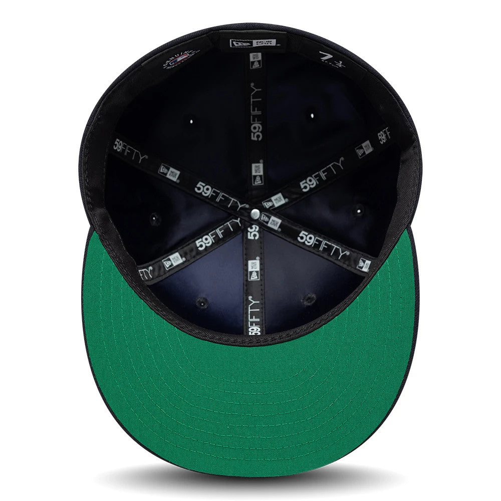 Pictured is this MLB Sidepatch Detroit Tigers 59FIFTY Fitted cap in navy. 2