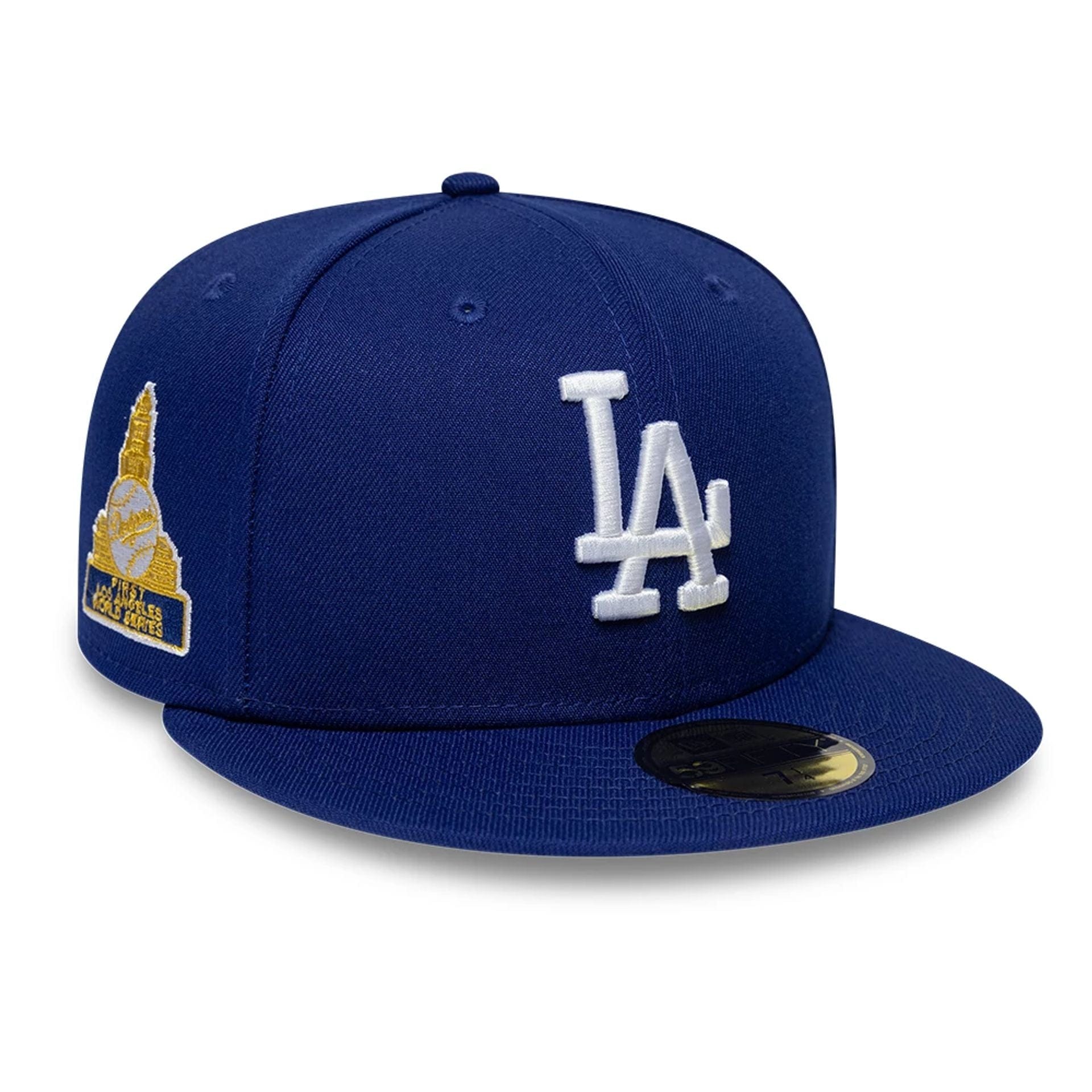 Pictured is this MLB Sidepatch LA Dodgers 59FIFTY Fitted cap in dark blue. 1