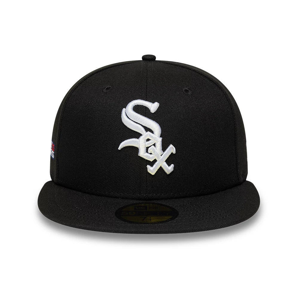 Pictured is this MLB Sidepatch Chicago White Sox 59FIFTY Fitted cap in black. 3