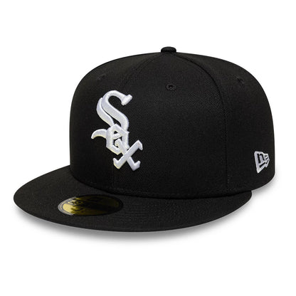 Pictured is this MLB Sidepatch Chicago White Sox 59FIFTY Fitted cap in black. 4