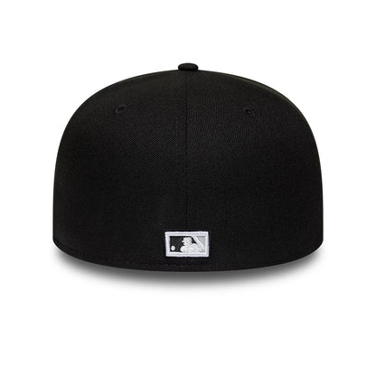 Pictured is this MLB Sidepatch Chicago White Sox 59FIFTY Fitted cap in black. 7