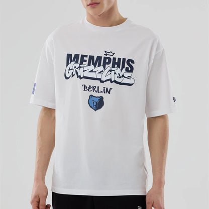 The model is wearing this NBA London Game 2026 Memphis Grizzlies Oversized T-Shirt in white. 5