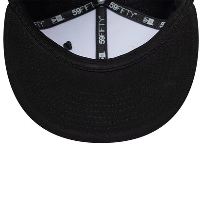 Pictured is this Summer League TGR Haas F1 59FIFTY Fitted cap in black. 5