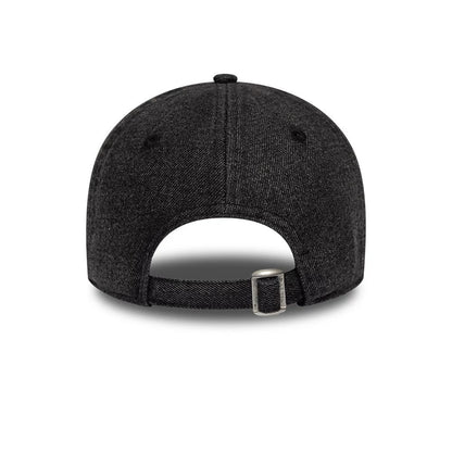 Pictured is this MLB Washed Denim New York Yankees 9FORTY cap in black. 6