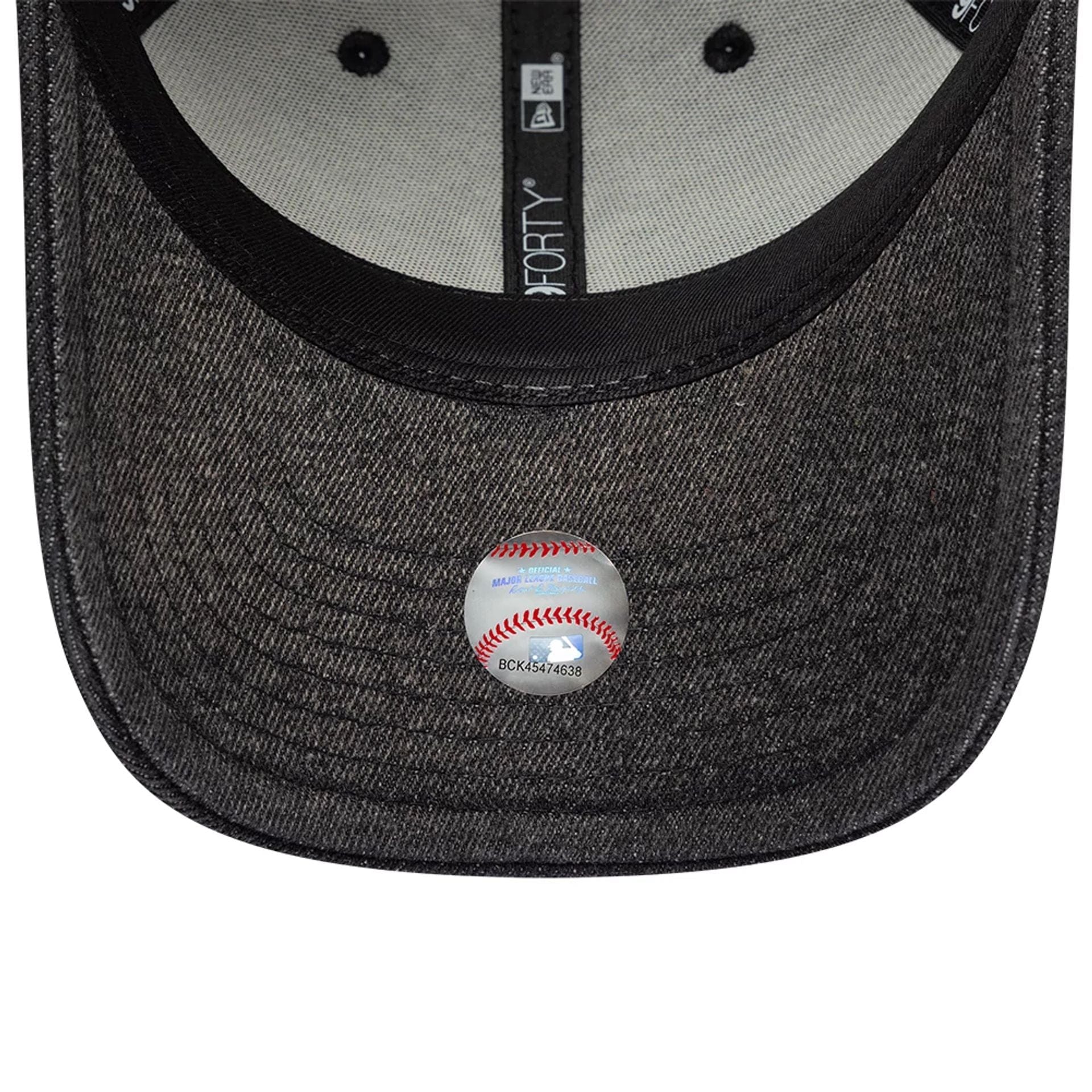 Pictured is this MLB Washed Denim New York Yankees 9FORTY cap in black. 7